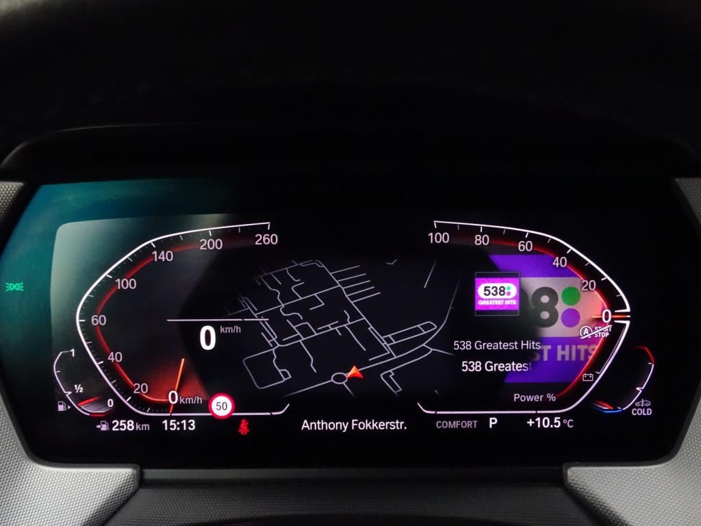 BMW 1 Serie 118i business edition | led | apple carplay/android auto