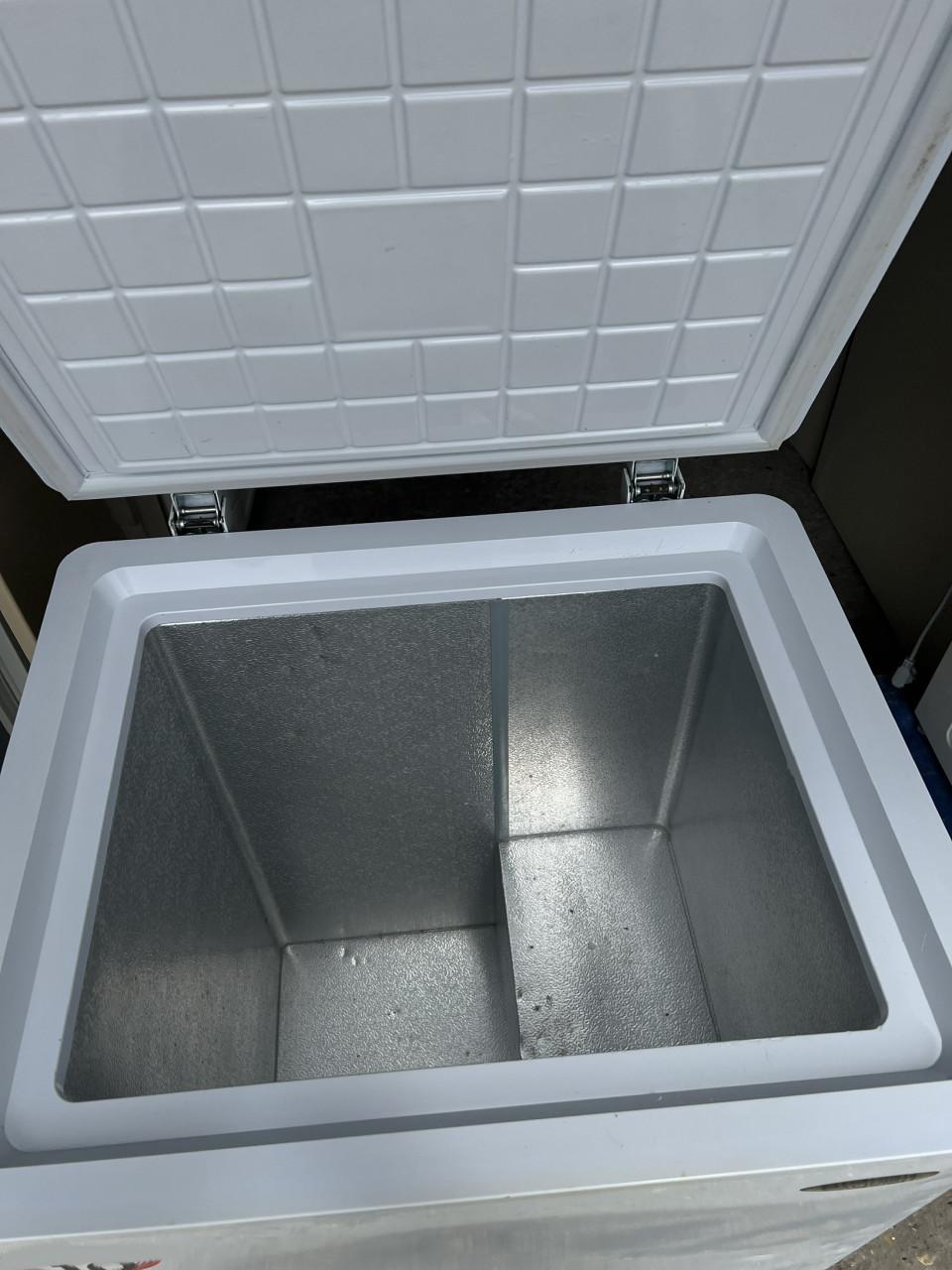 Vrieskist /vriezer 100 liter 85x60 cm Energielabel A schonn en netjes