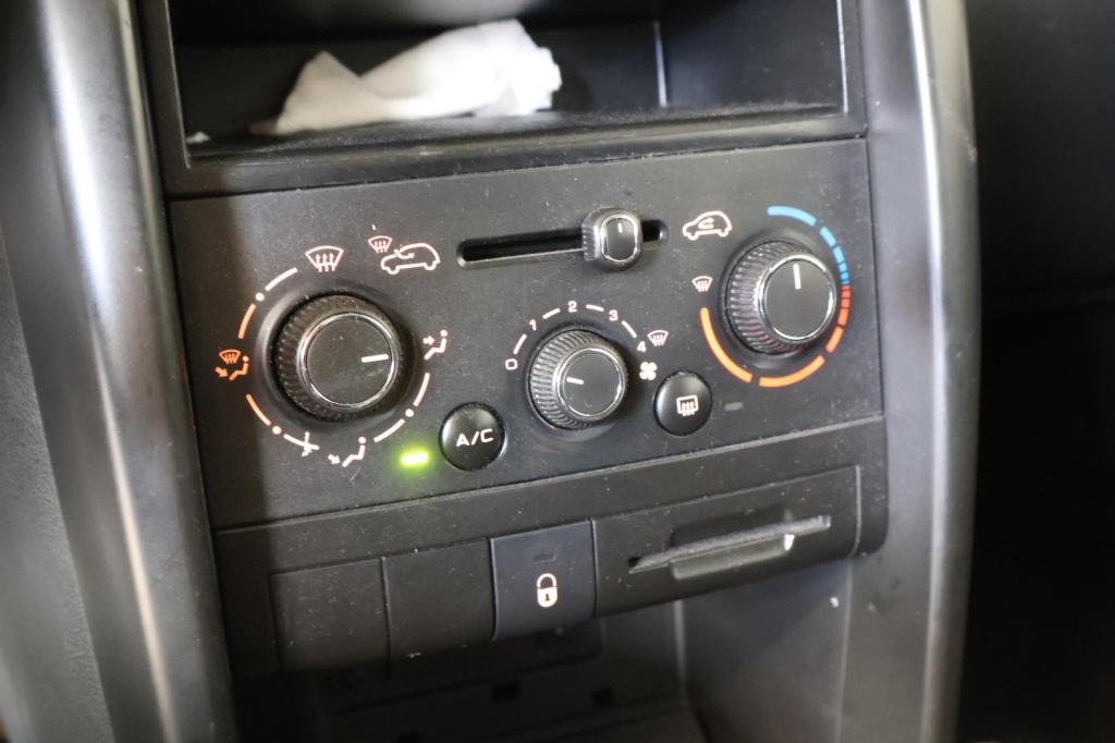 Peugeot 207 1.4 xr nl auto, radio, cruise,