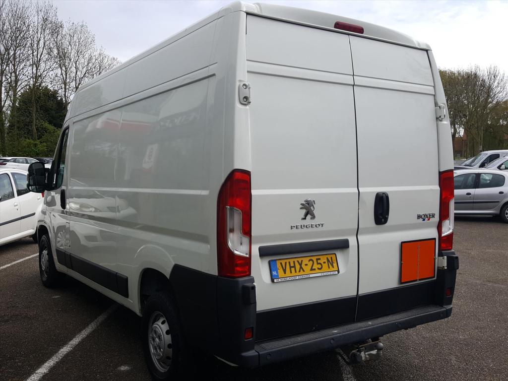 Peugeot Boxer gb 333 l2h2 bluehdi 140pk trekhaak | navigatie | cruise contr