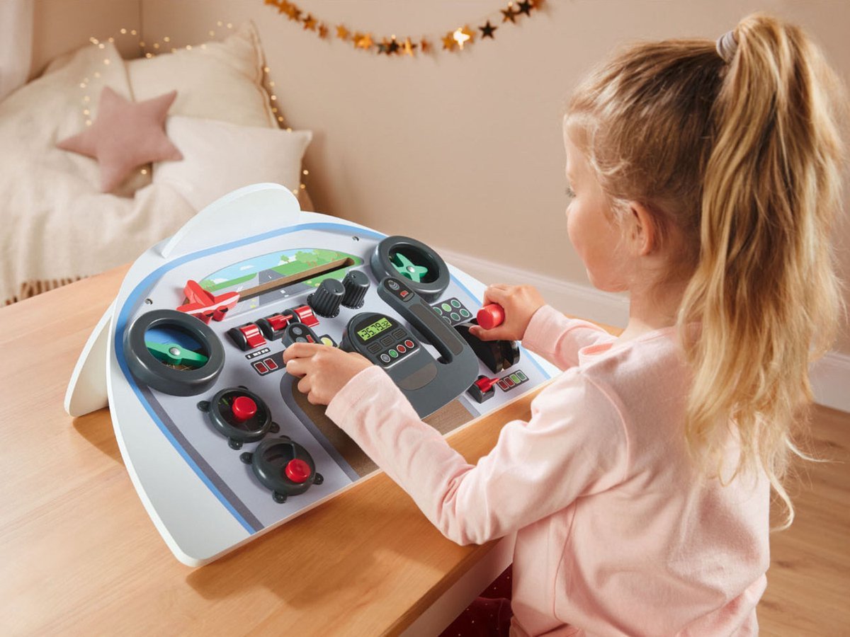 Z.g.a.n houten Playmotive vliegtuigcockpit voor de kleinste