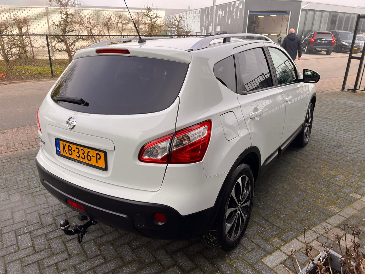 Nissan Qashqai 2.0 Connect Edition