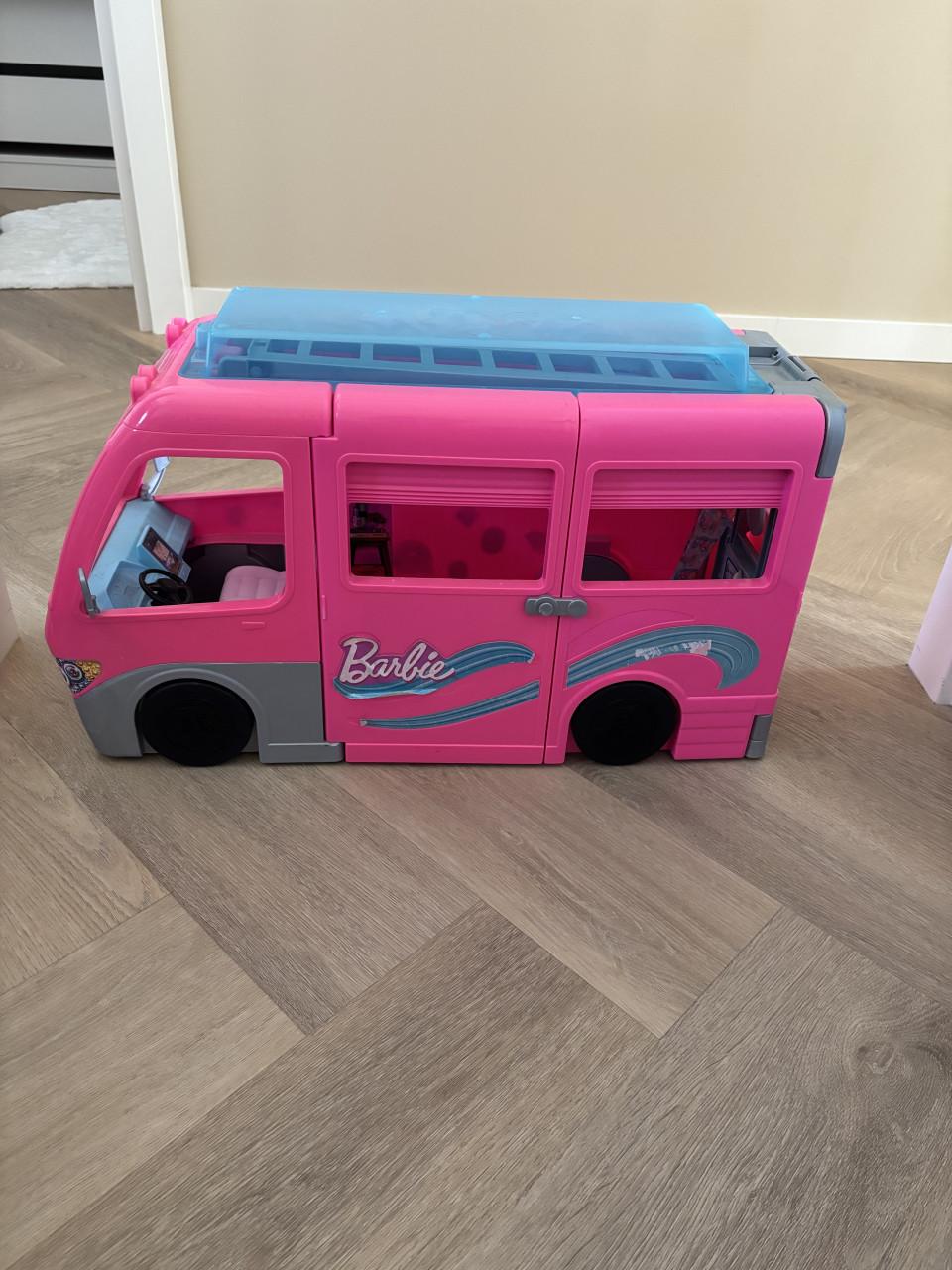 Barbie camper