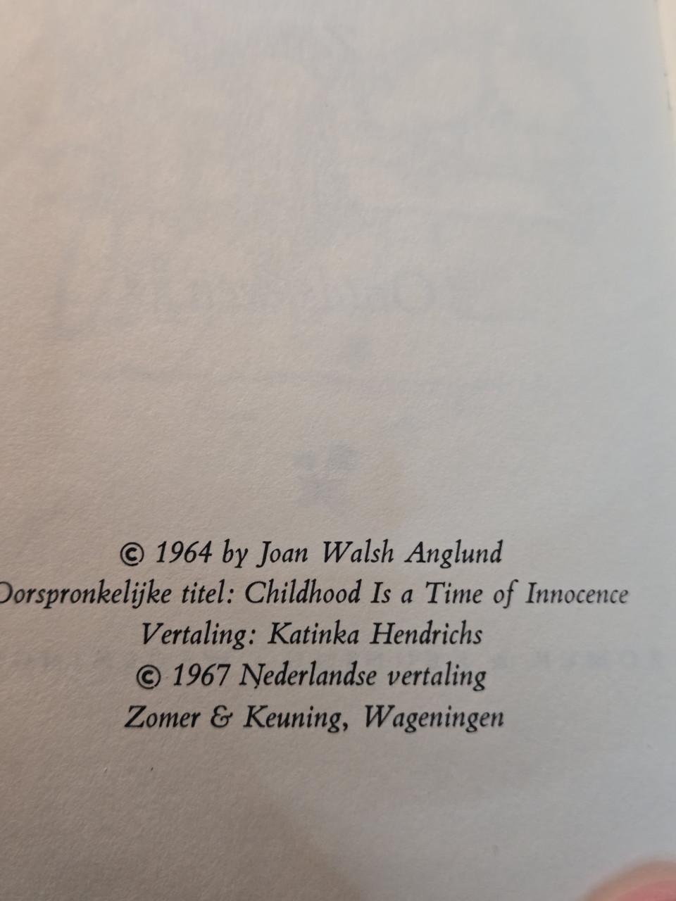 Twee vintage boeken van Joan Walsh Anglund,