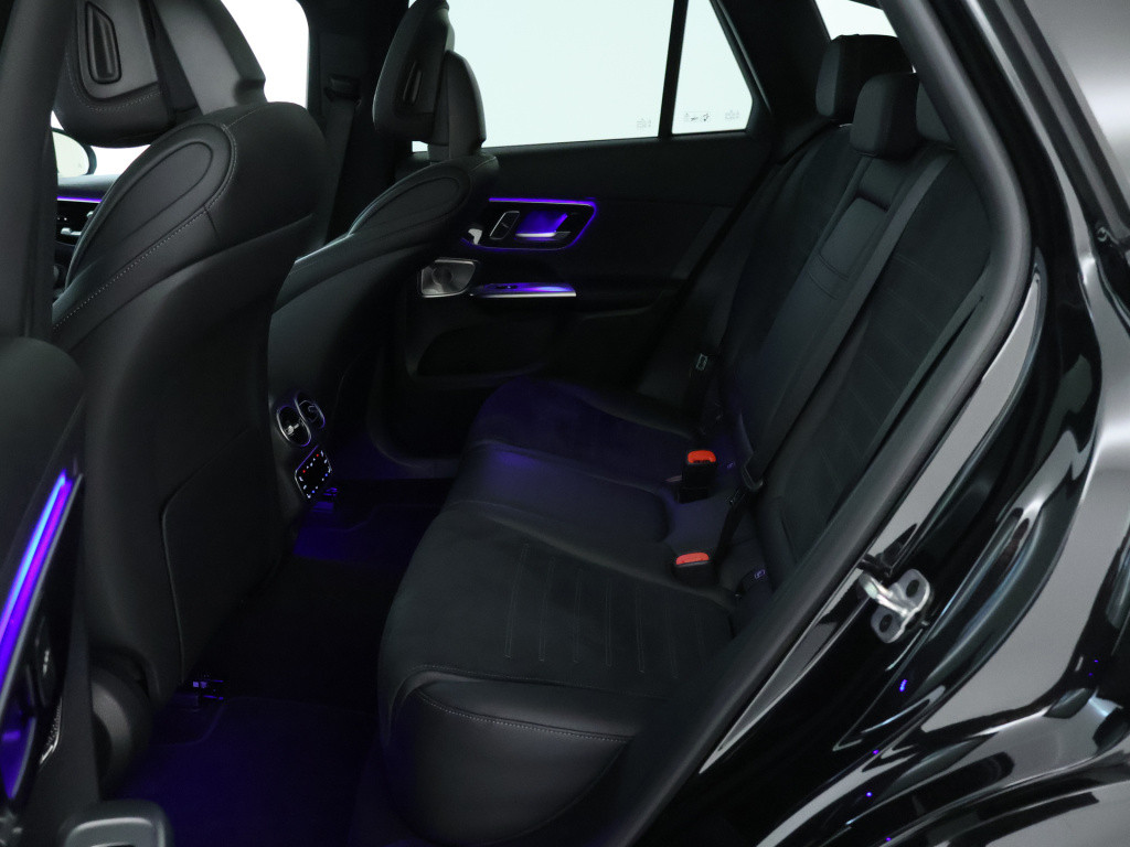 Mercedes-Benz Glc 300 de 4matic amg line | trekhaak | panoramadak | multisp