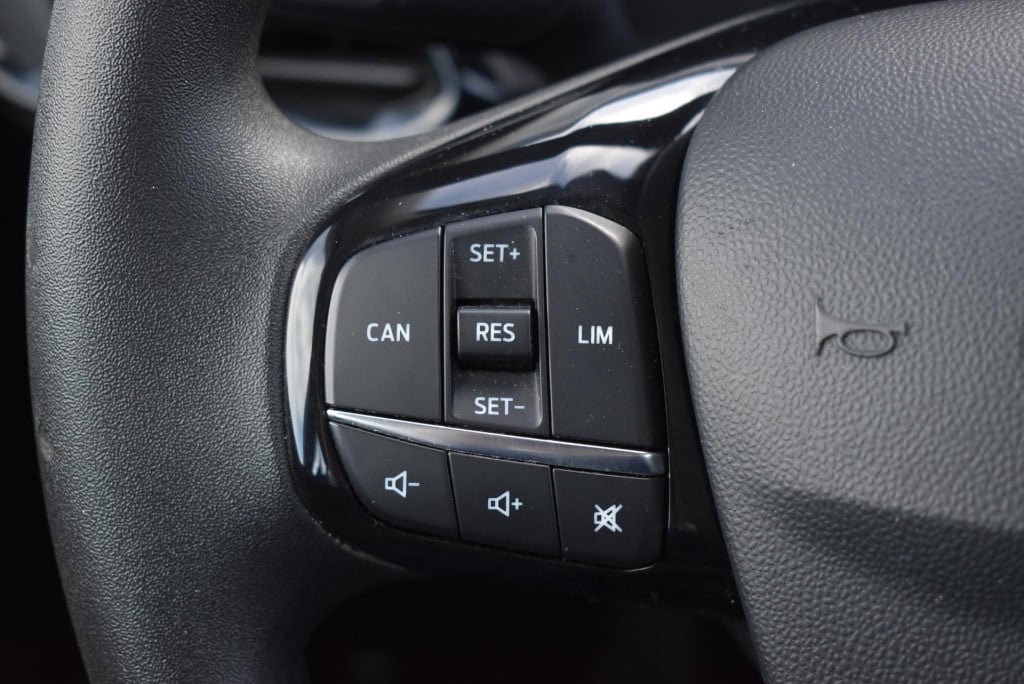 Ford Fiesta 1.1 trend | navigatie | airco | lmv 16" | apple carplay/android