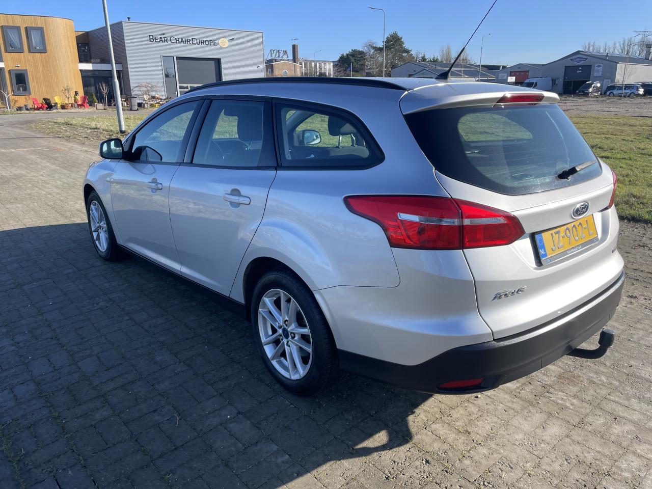 Ford focus 1.0 ecoboost station 2016