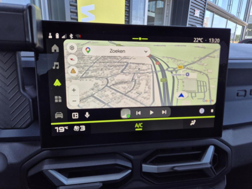 Dacia Duster 1.6 hybrid 140 journey camera, climate control, apple/android 