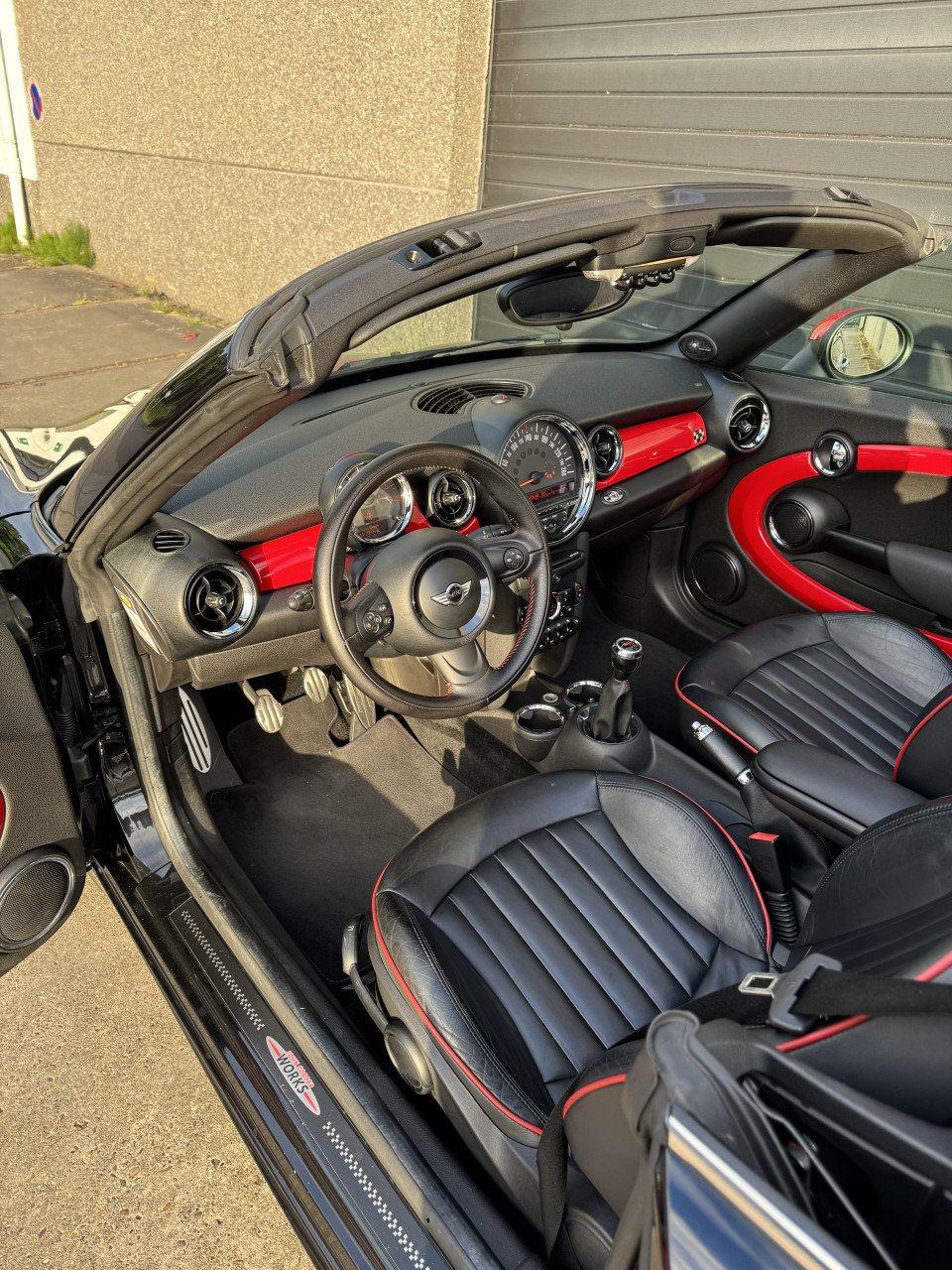 Mini Cooper S JCW Roadster 211PK 107DKM 2012 Collectors item!