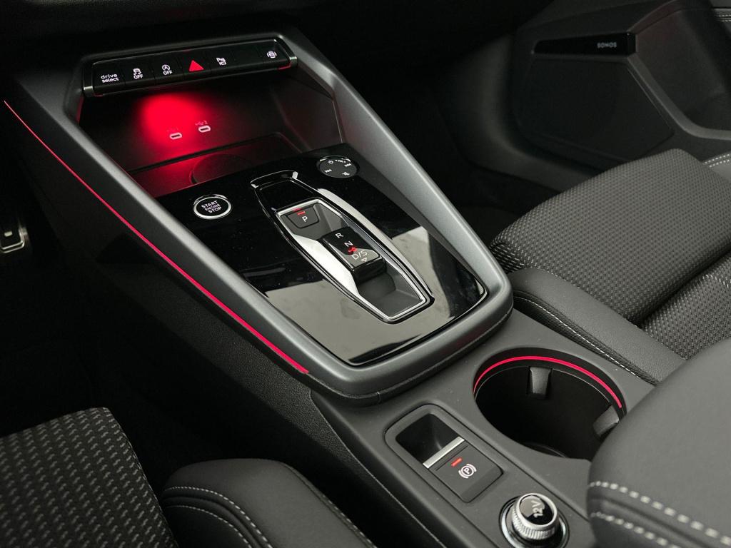 Audi A3 limousine 35 tfsi s edition