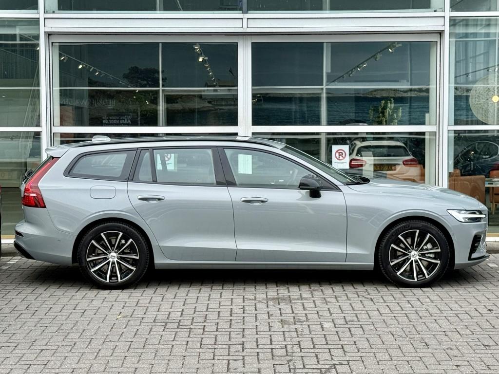 Volvo V60 t6 398pk recharge plus dark| adap.cruise| 360camera| trekaak