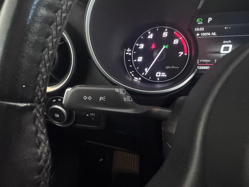 Alfa Romeo Stelvio 2.0 t awd super
