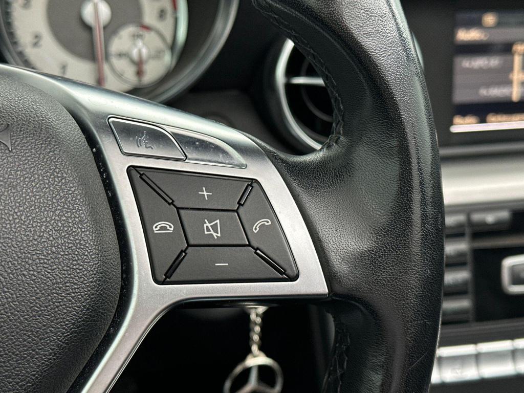 Mercedes-Benz SLK 200 | stoelverwarming | hard-top | air-scarf | leder | pa