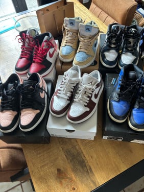 6 paar Jordan 1 sneakers