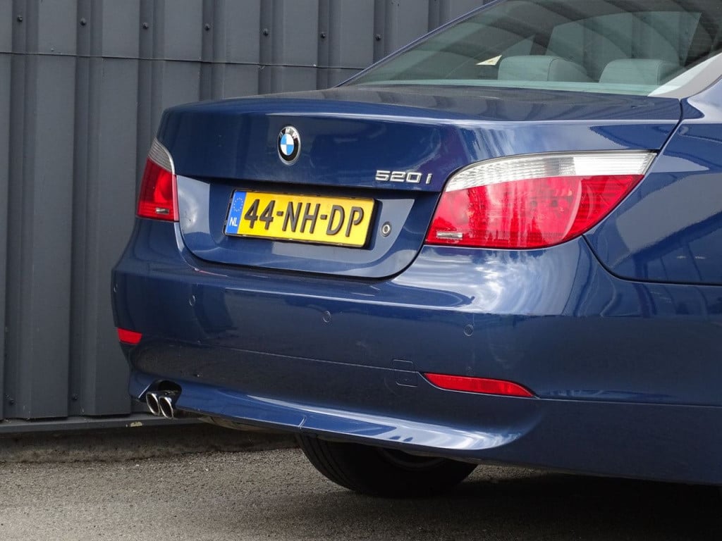 BMW 5 Serie 520i executive automaat 6 cilinder | youngtimer