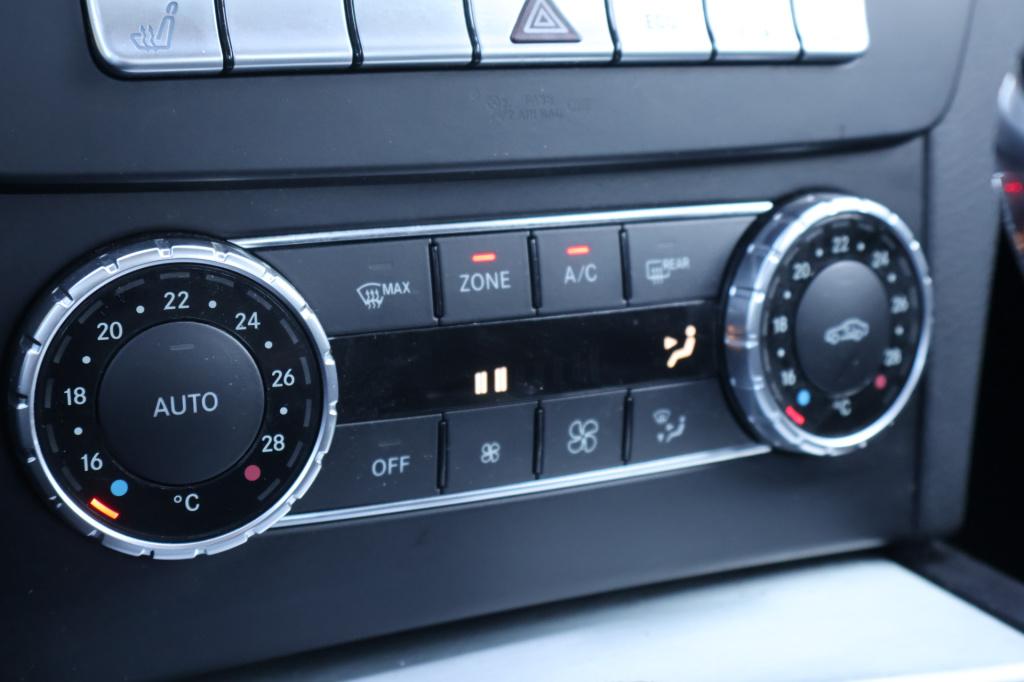 Mercedes-Benz C-Klasse 180 prestige avantgarde i trekhaak i lederen bekledi
