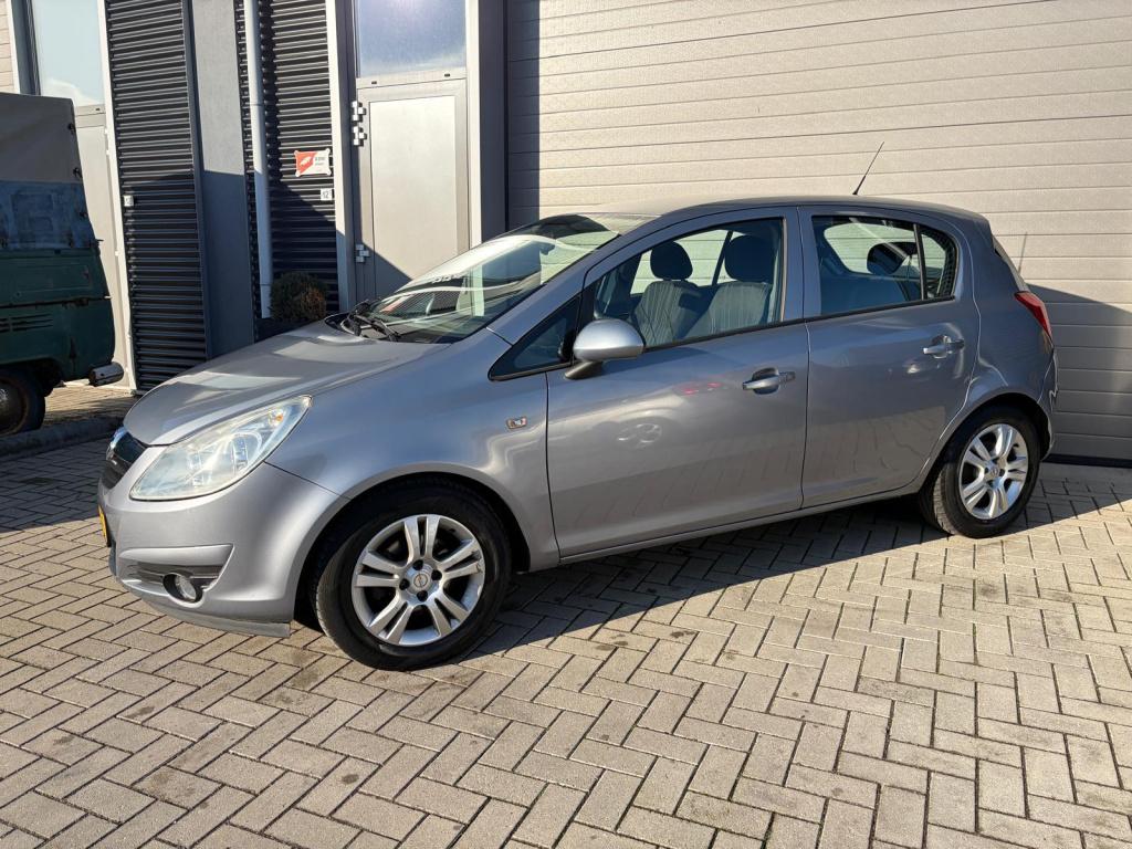 Opel Corsa 1.2-16v enjoy/1e eigenaar/cruise ctrl/airco/uniek/