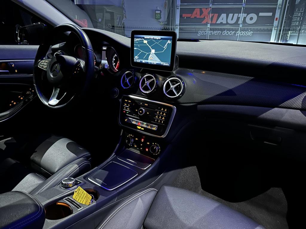 Mercedes-Benz Gla-klasse 180 business solution amg night upgrade *leer*stoe