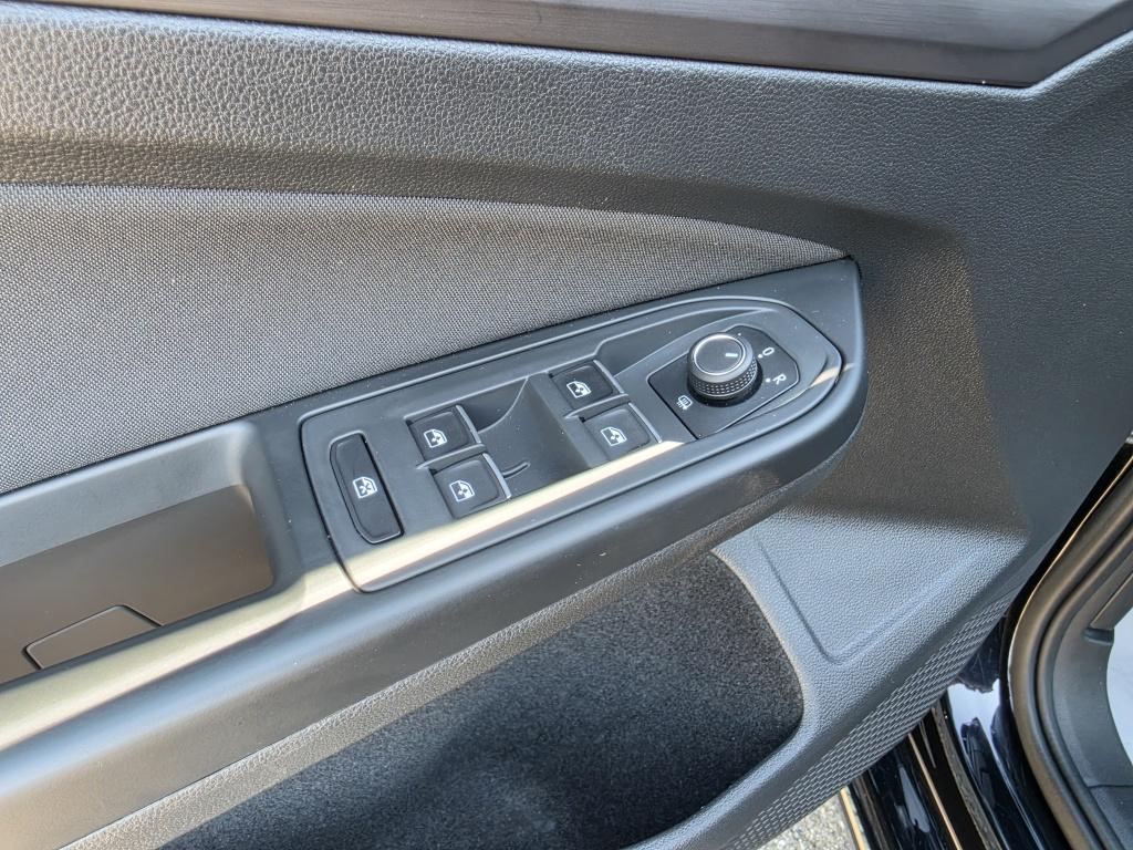 Volkswagen Golf 1.5 etsi style edition | clima | navi | acc | virtual |