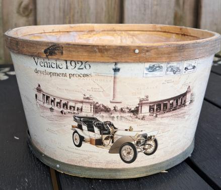 Decoratieve plantenbakje met Vintage Auto Design