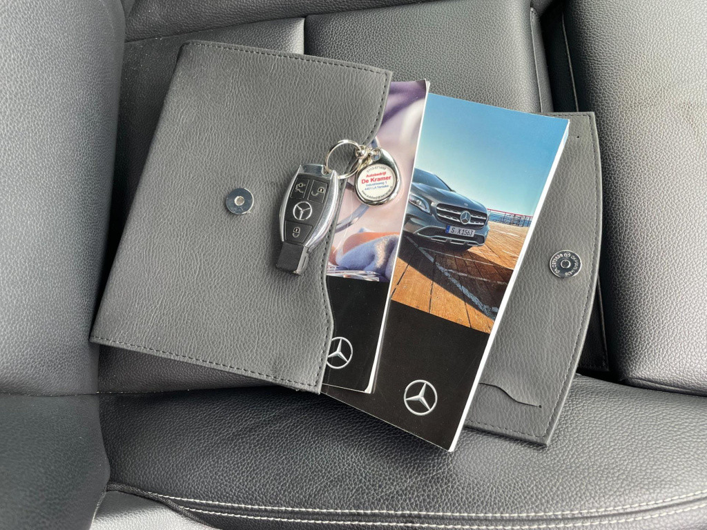Mercedes-Benz Gla-klasse 200 premium plus