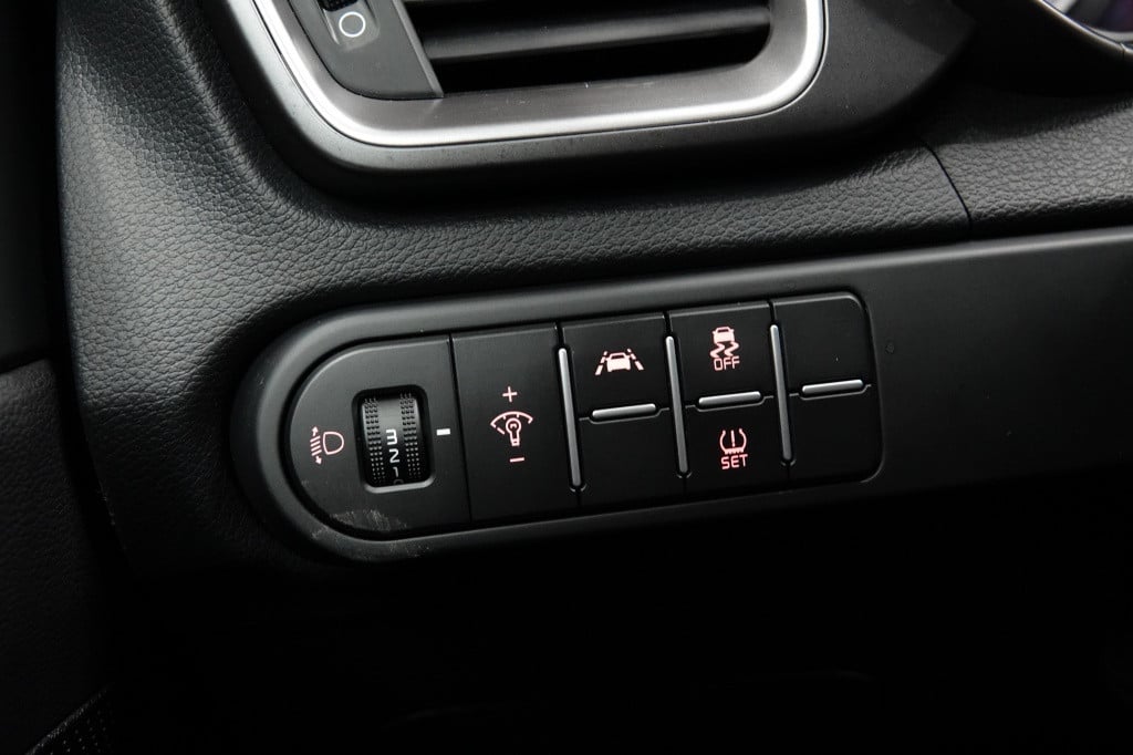 Kia Cee'd 1.0 t-gdi | cruise | carplay | camera |