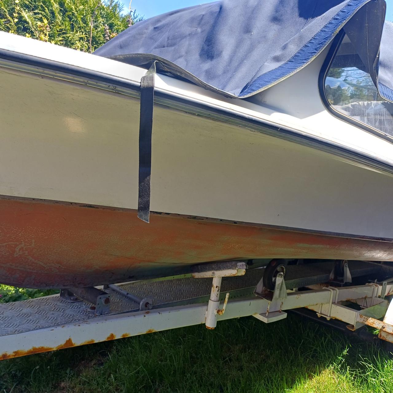 Boot met trailer zonder motor