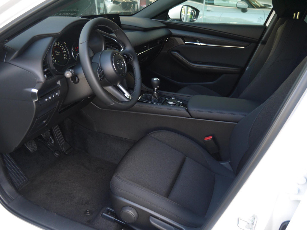 Mazda 3 2.0 e-skyactiv-g m hybrid 122 exclusive-line design pack