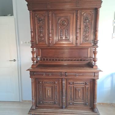 Antieke kast