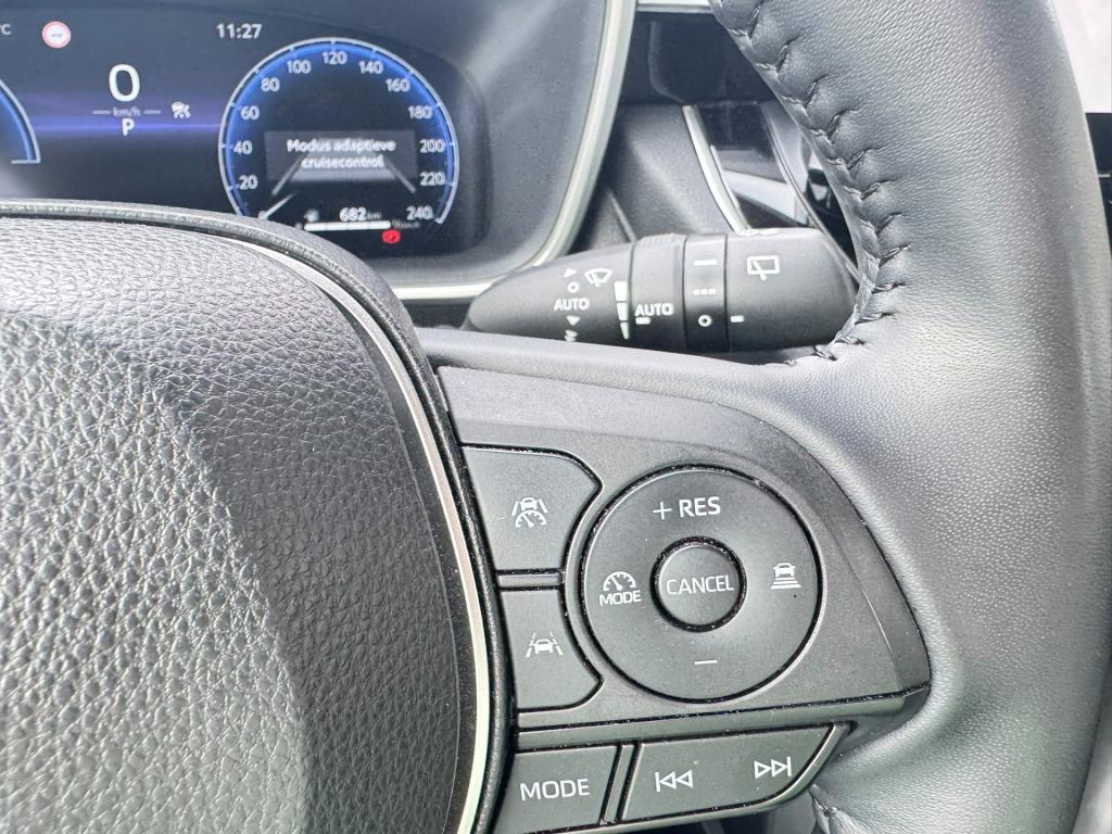 Toyota Corolla Cross hybrid 200 business plus