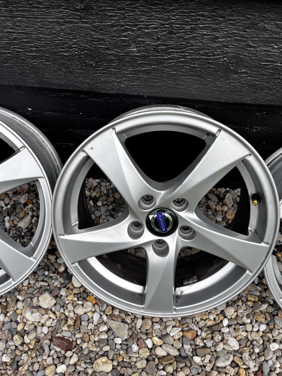 4 velgen voor o.a Volvo