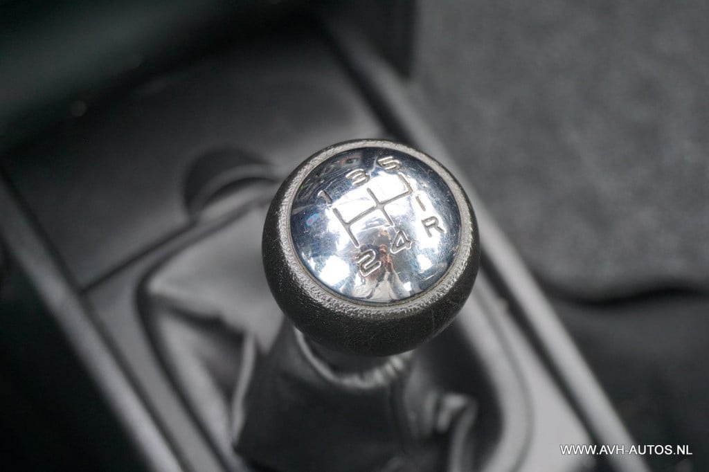 Peugeot 207 1.4 vti cool 'n blue