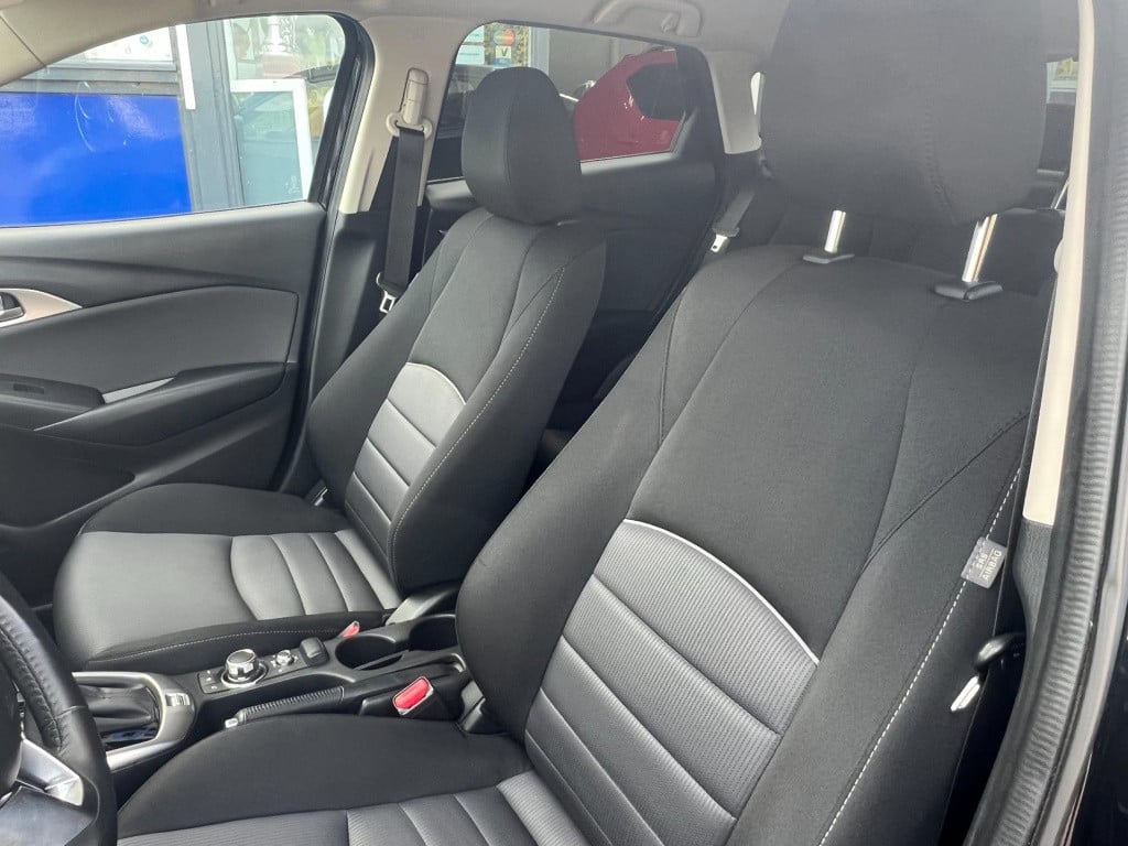 Mazda Cx-3 2.0 automaat skyactiv-g 120 ts+, navi, trekhaak enz..