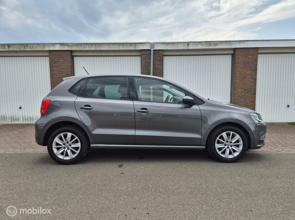 Volkswagen Polo 1.2 tsi comfortline / parkeersensoren voor + achter / stoel