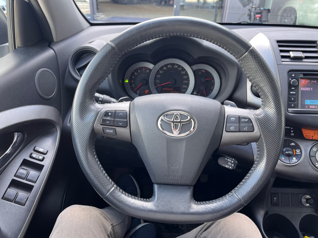 Toyota Rav4 2.0 vvti executive business