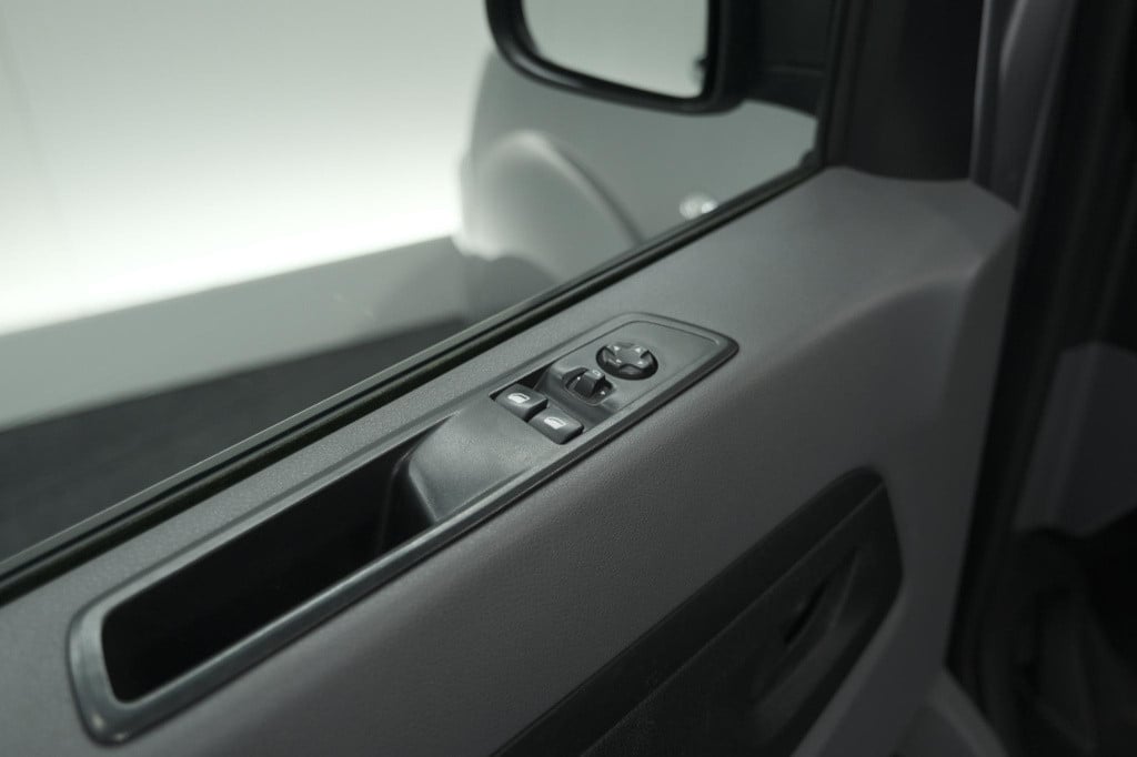 Peugeot Expert 2.0 bluehdi 180 automaat standard premium | standkachel | tr