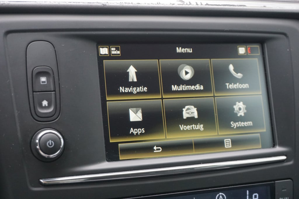 Renault Kadjar 1.2 tce zen airco / navi / cruise / trekhaak / parkeers. / l