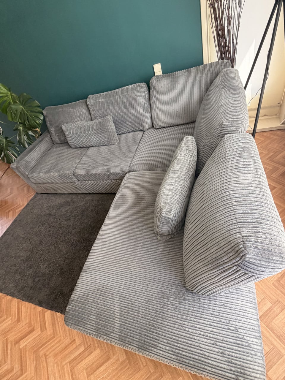 Moderne ribstof hoekbank