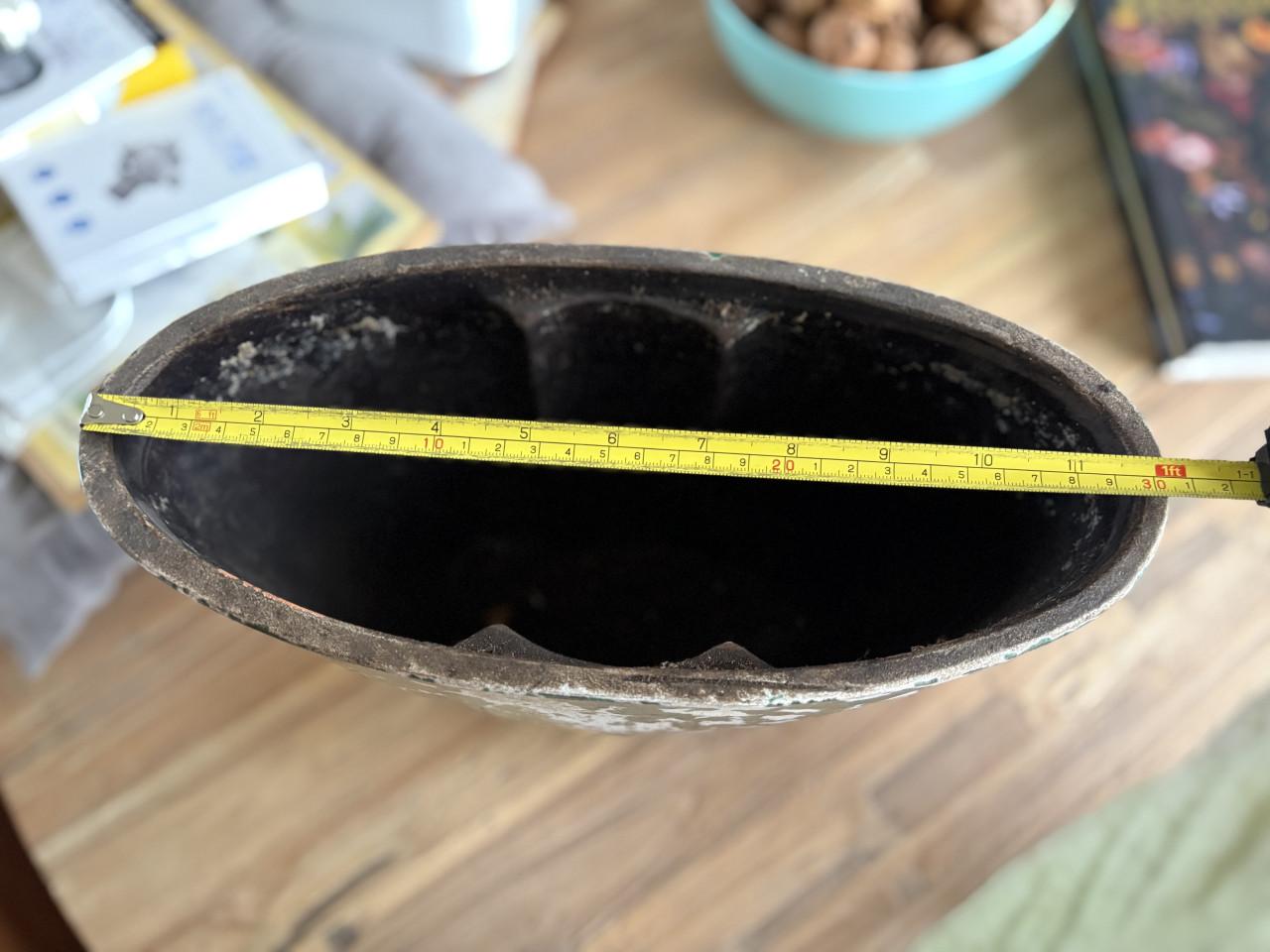 Mooie bloempotten ovaal Intratuin