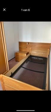 Slaapkamer seniorenbed met kast