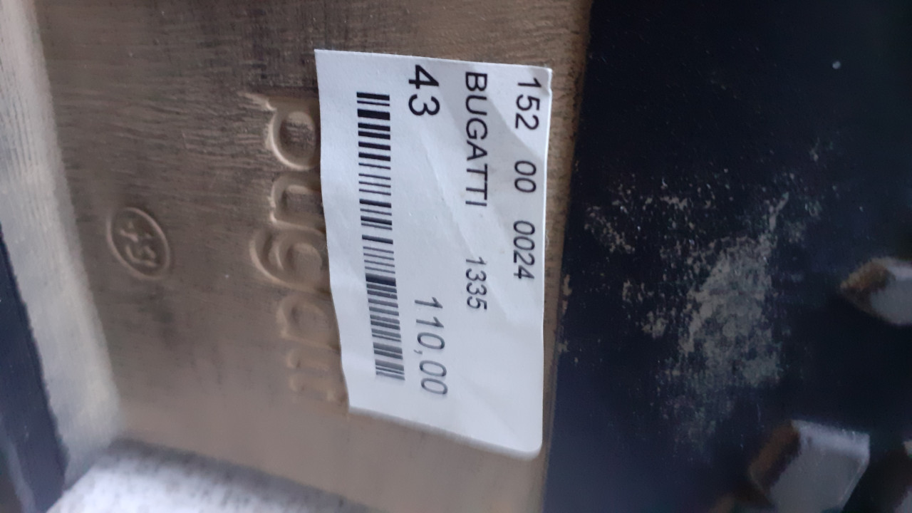 Diverseb Damesschoenen , halve Laarsjes maat 43 zwart ......BUGATTI....