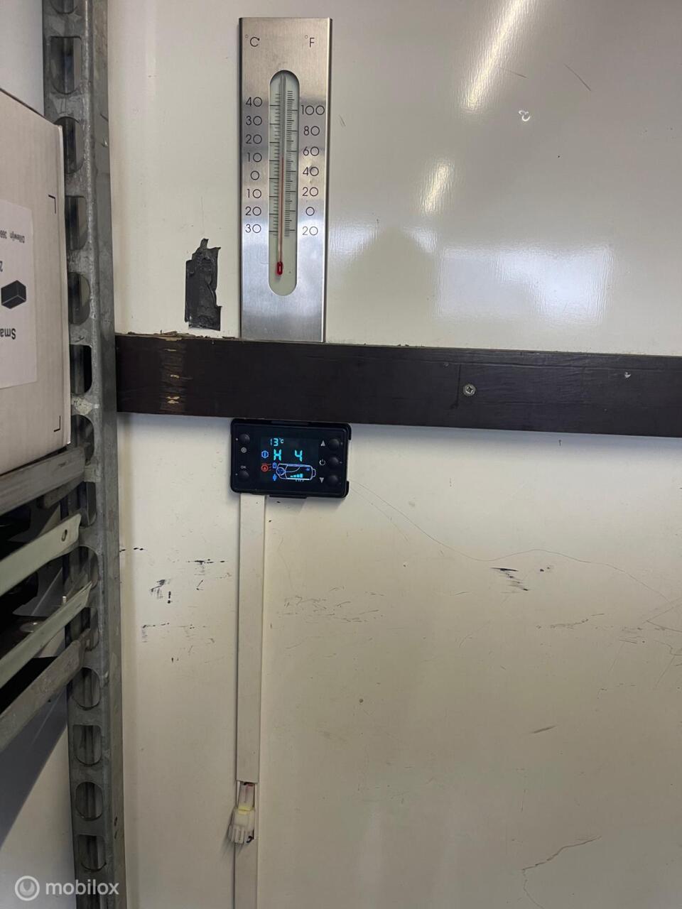 Mercedes-Benz Sprinter 5-t vrachtwagen/chassis bloemenwagen