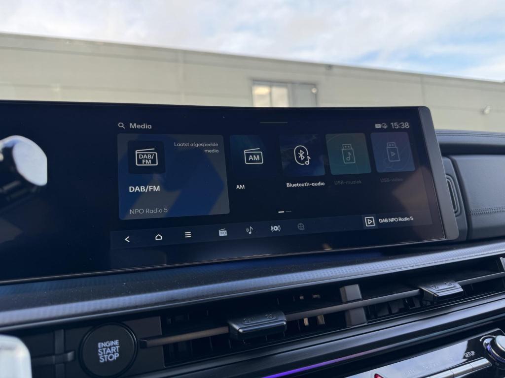 Hyundai Santa Fe 1.6 t-gdi phev black line 4wd 6p. cyber sage lakkleur