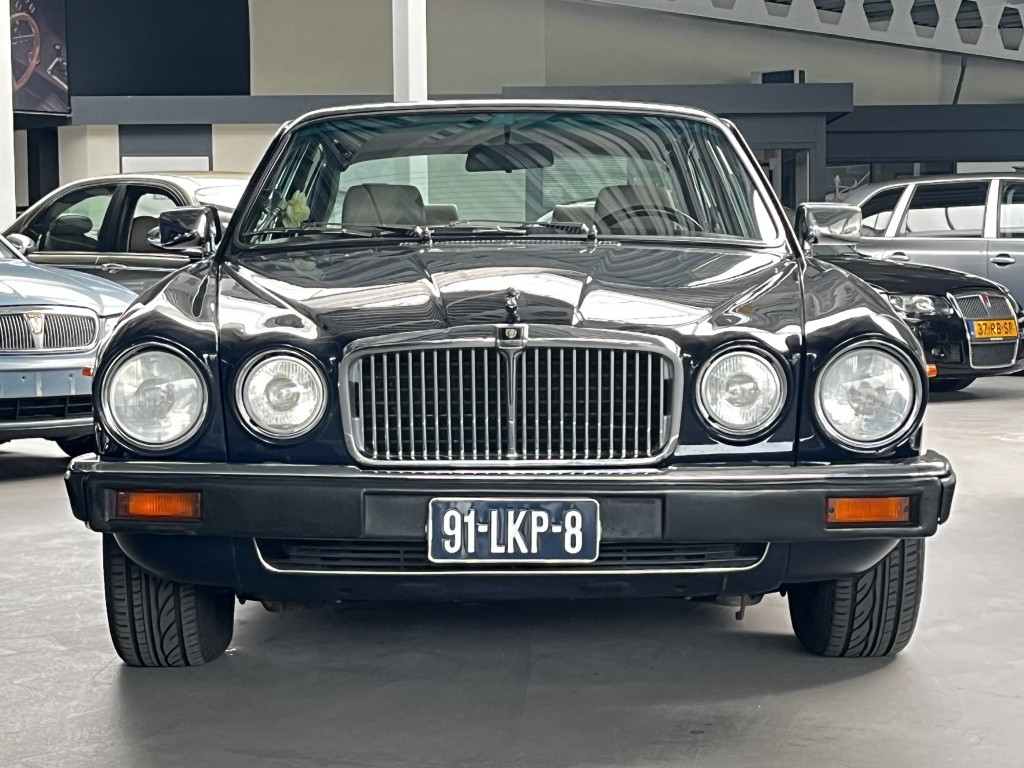 Jaguar Xj 5.3 v12 he sovereign