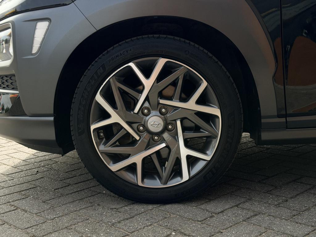 Hyundai Kona 1.6 gdi hev premium two-tone | carplay | camera | cruise contr
