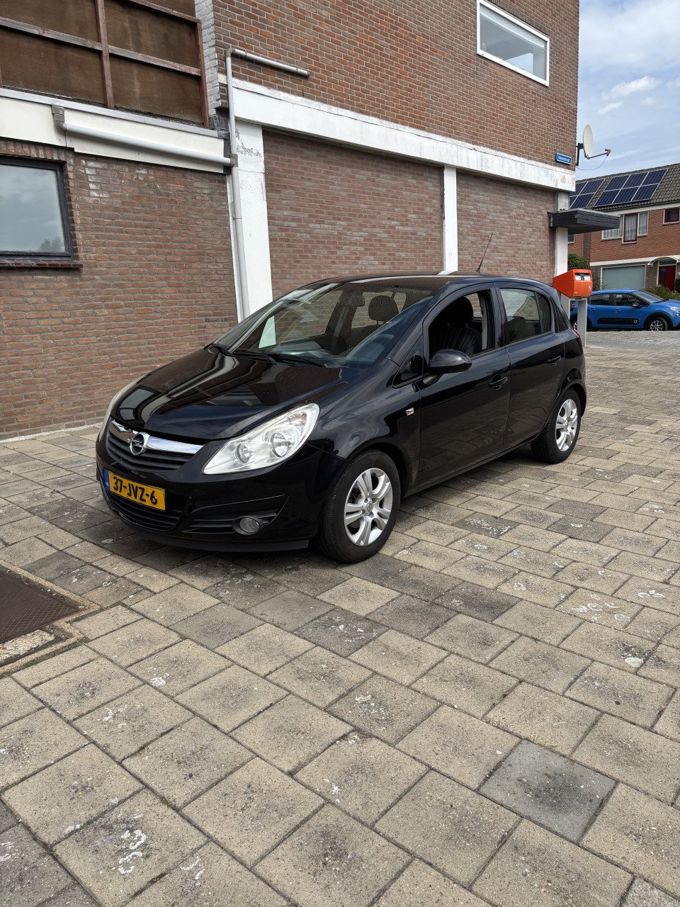 Opel corsa voljaar apk!
