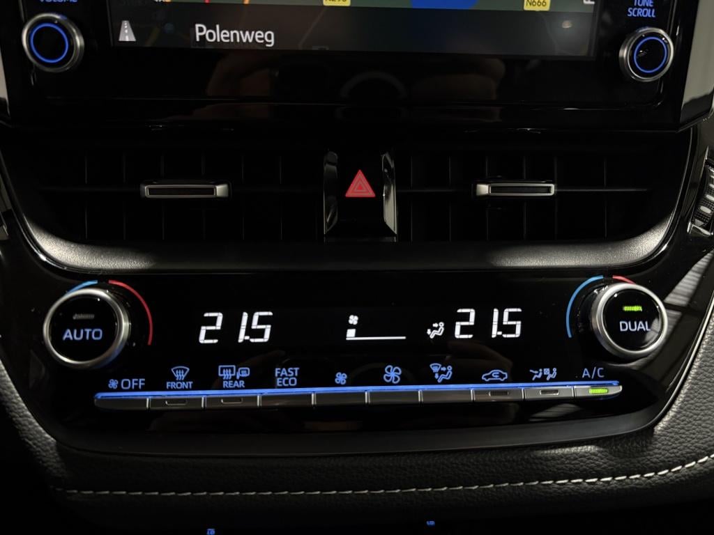 Toyota Corolla Touring Sports 2.0 hybrid trek