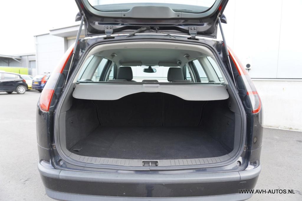 Ford Focus wagon 2.0-16v rally edition