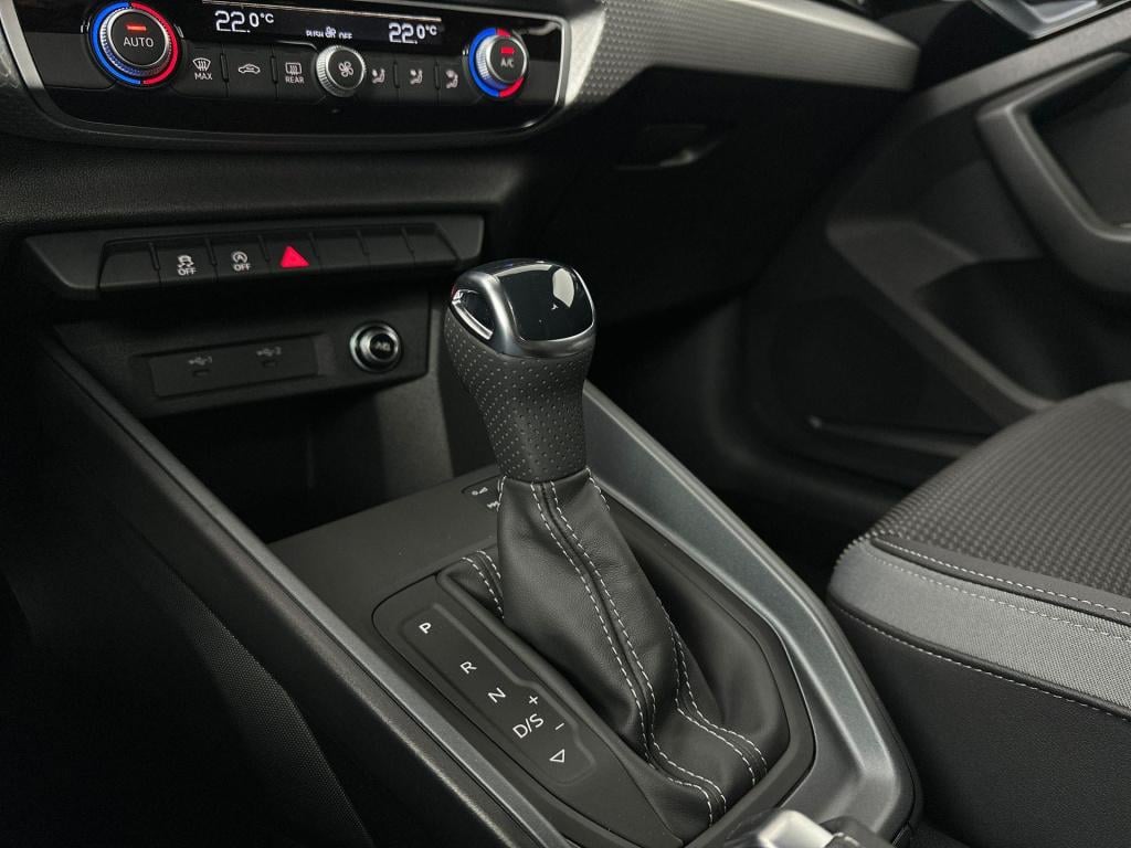 Audi A1 Sportback s edition 25 tfsi 70 kw / 95 pk sportback 7 versn.