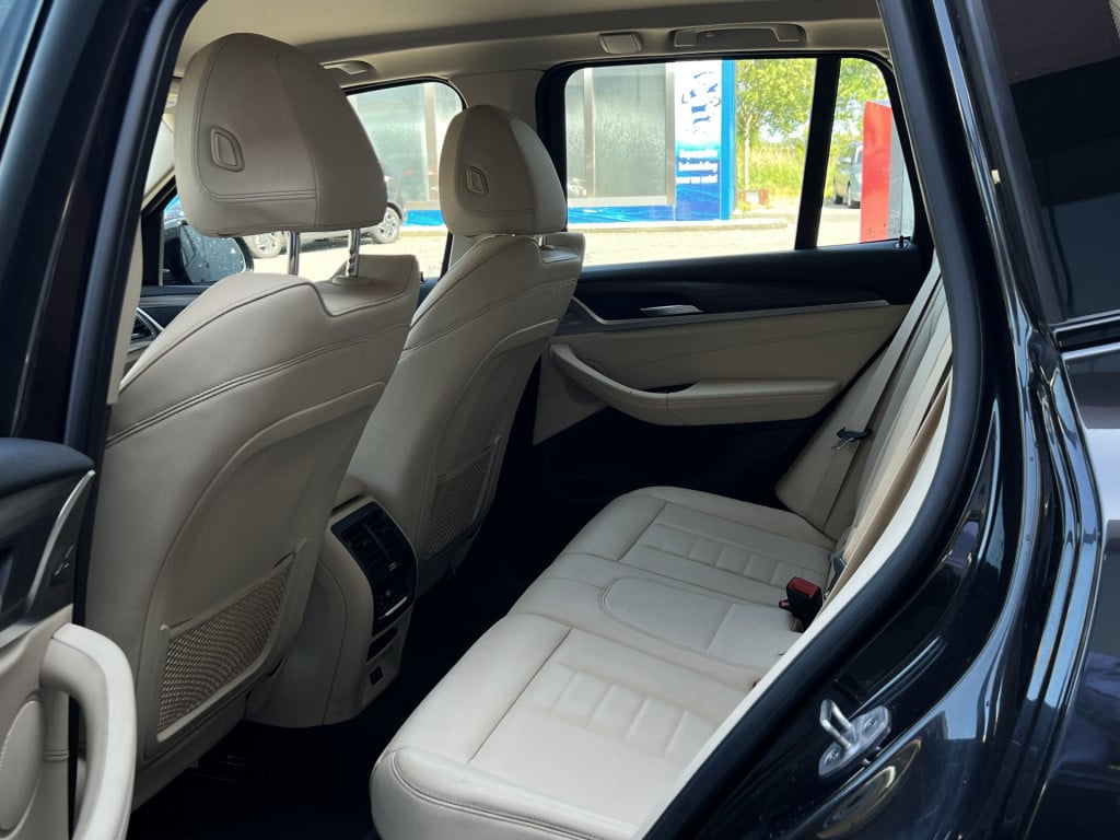 BMW X3 xdrive20i high executive edition | trekhaak | vol opties